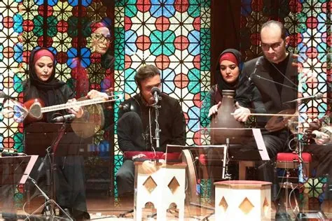 Soroush's Surprise Concert: A Celebration of Persian Music and Unexpected Collaboration!